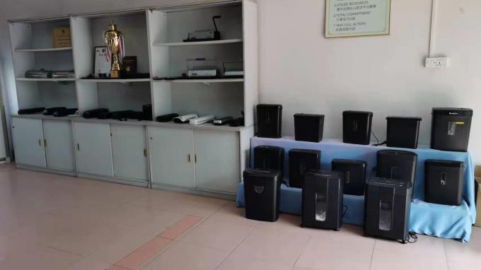 S606B EMC FCC ETL CE Certificado de tira eléctrica cortada 5 hojas de papel trituradora de papel 2,64 galones Capacidad 11